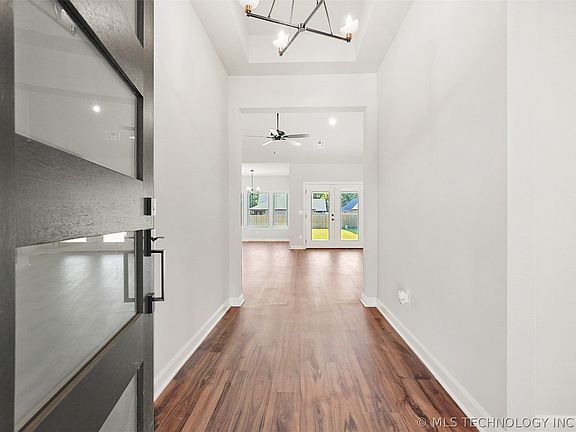 2nd image of 6959 E 154th Pl S