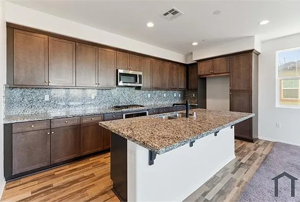 12162 Diamond Dust Dr