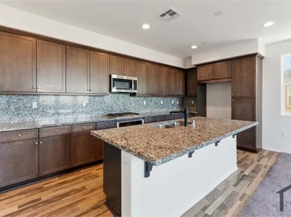 12162 Diamond Dust Dr, Rancho Cucamonga, CA 91739