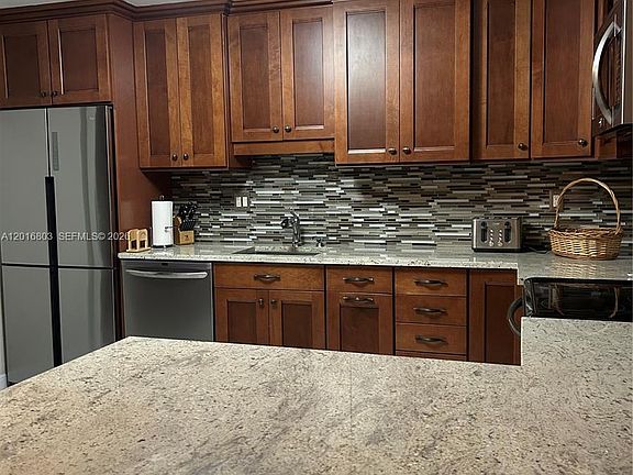 5th image of 1601 S Ocean Dr APT 605
