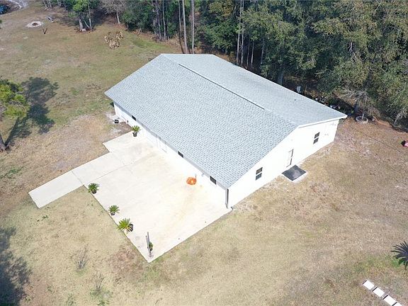 3rd image of 20963 E Colonial Dr
