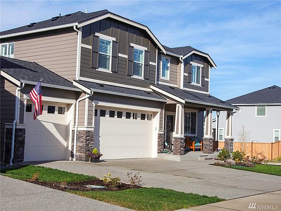 3rd image of 2207 Olivia St SE