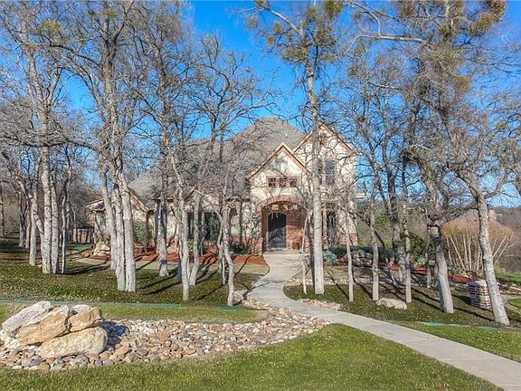 3rd image of 8216 Deerwood Forest Dr