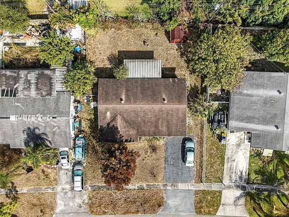 4th image of 1398 Fernlea Drive