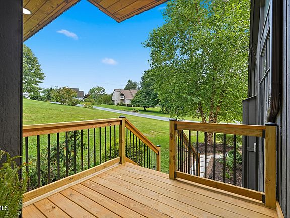 4th image of 420 Heatherview Ct