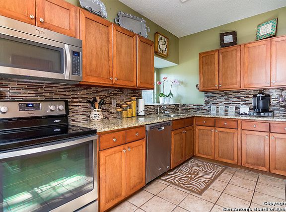 4th image of 15214 Preston Court Dr