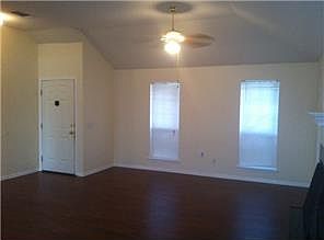 3rd image of 1708 Southcreek Dr