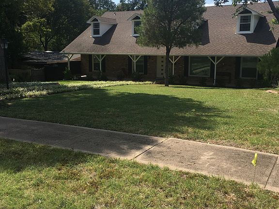 3rd image of 10491 Silverock Dr