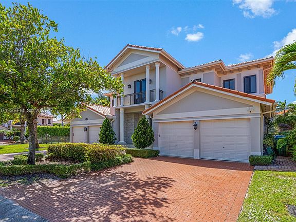 3rd image of 7613 SW 188th Ter