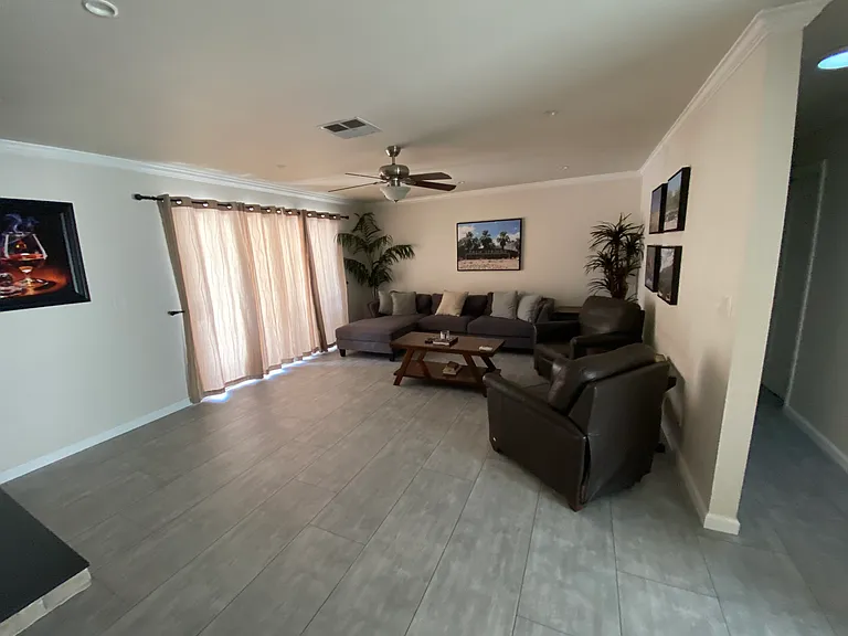 2250 S Bobolink Ln — Photo 17