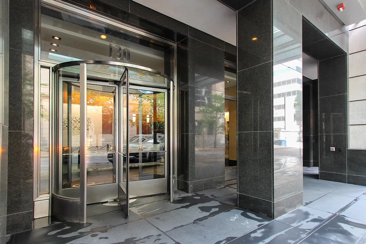 Building Photo - 130 N Garland Ct #2103
