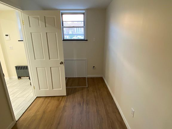 2nd image of 1964 E 29th St #1