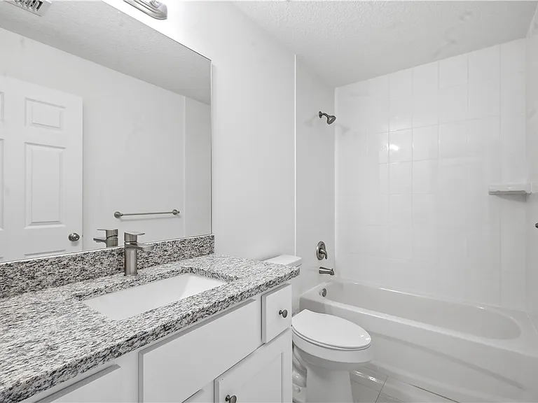 939 19th St #939 — Photo 30