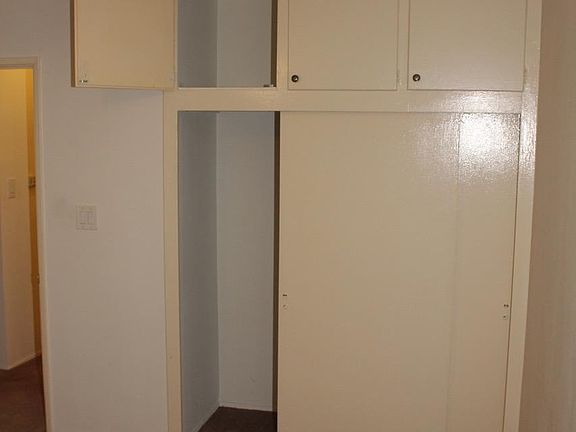 2nd image of 115 S Curtis Ave APT B