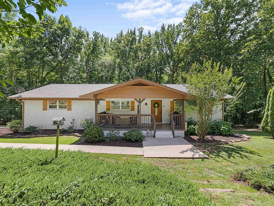 1st image of 165 Brewer Ln
