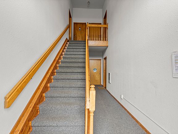 2nd image of 45853 Wildrye Ct