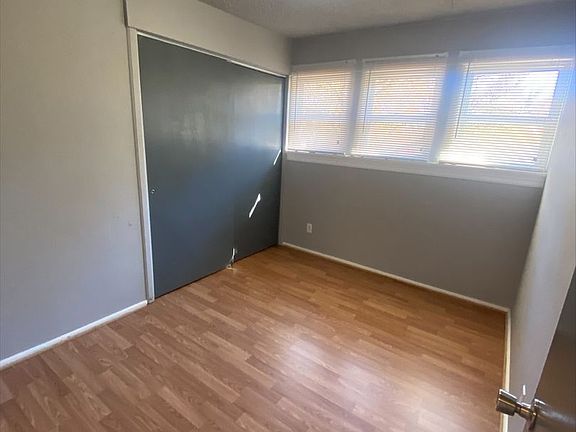 3rd image of 38 Marquette Dr