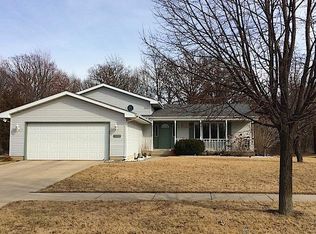 8861 Calhoun Pl, Crown Point, IN 46307