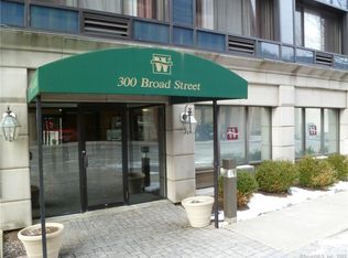 300 Broad St APT 803, Stamford, CT 06901