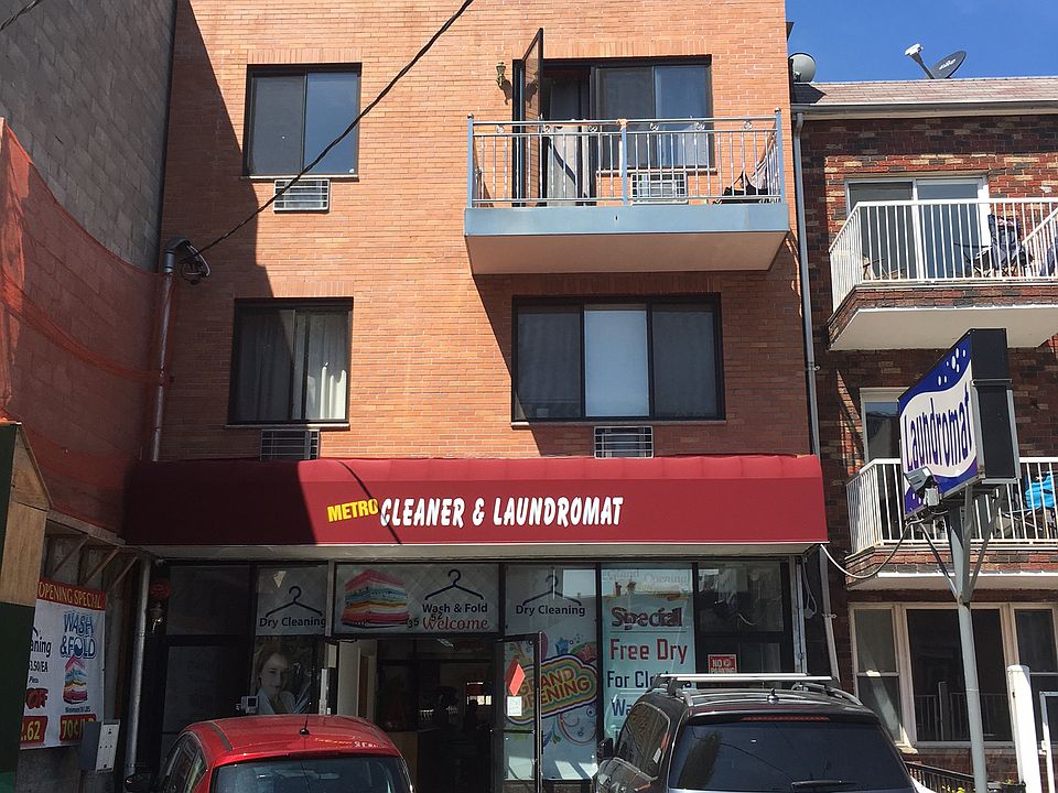1st image of 3552 32nd St