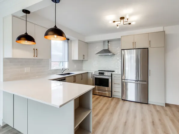 7 Juliet Cres #M6m-1n2, Toronto, ON M6M 1N2