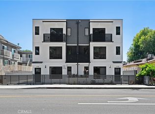 6704 1/2 Kester Ave, Van Nuys, CA 91405