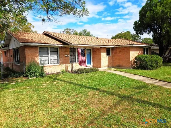 2508 Sam Houston Dr, Victoria, TX 77901