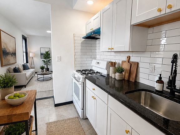 5th image of 1-145 Washington Ave #8A