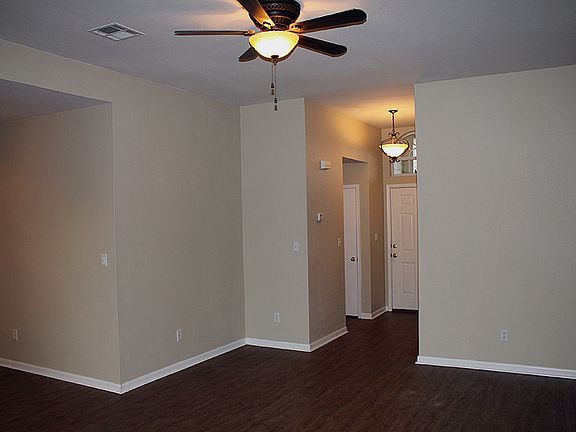 4th image of 3817 Westfield Dr