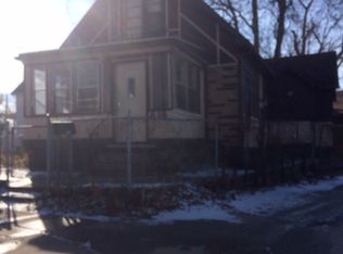 618 L St SW, Cedar Rapids, IA 52404