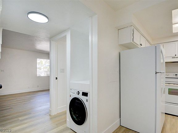 4th image of 4770 Topaz St Unit 19