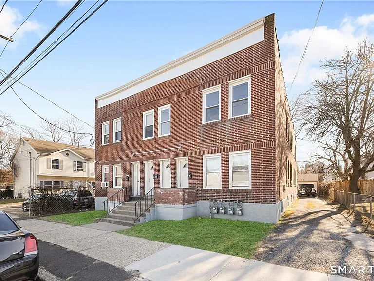 45-51 Cowles St #45 — Photo 30