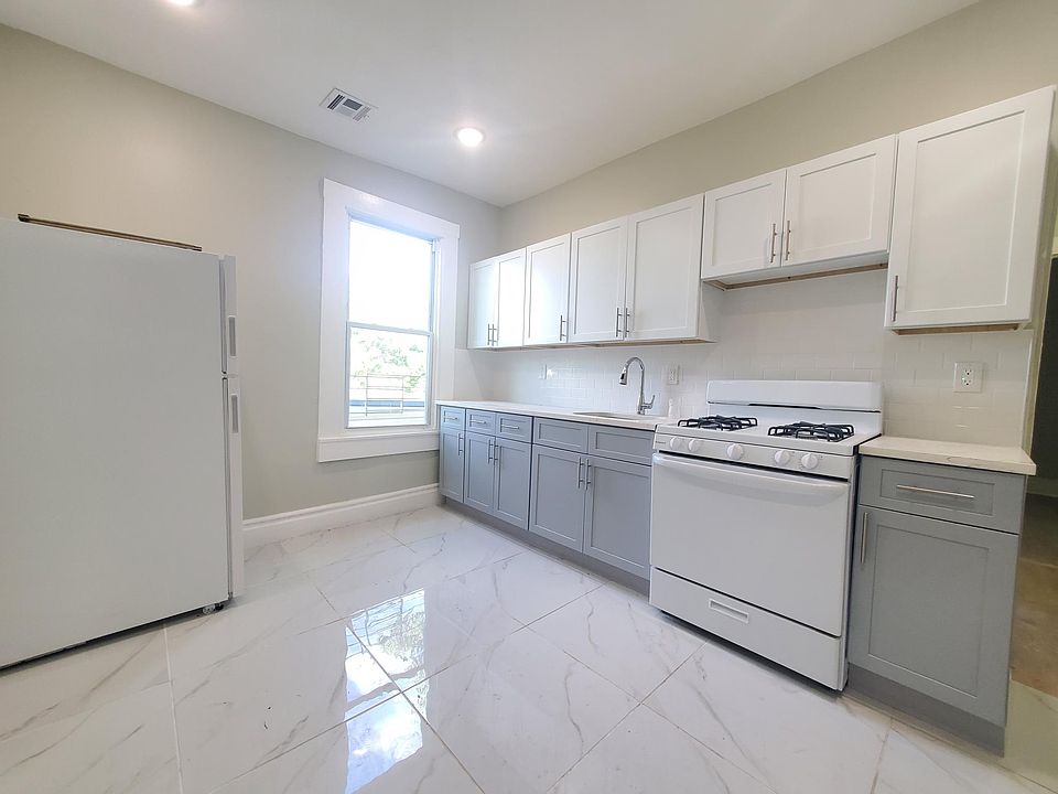 1st image of 214 Chadwick Ave #3L
