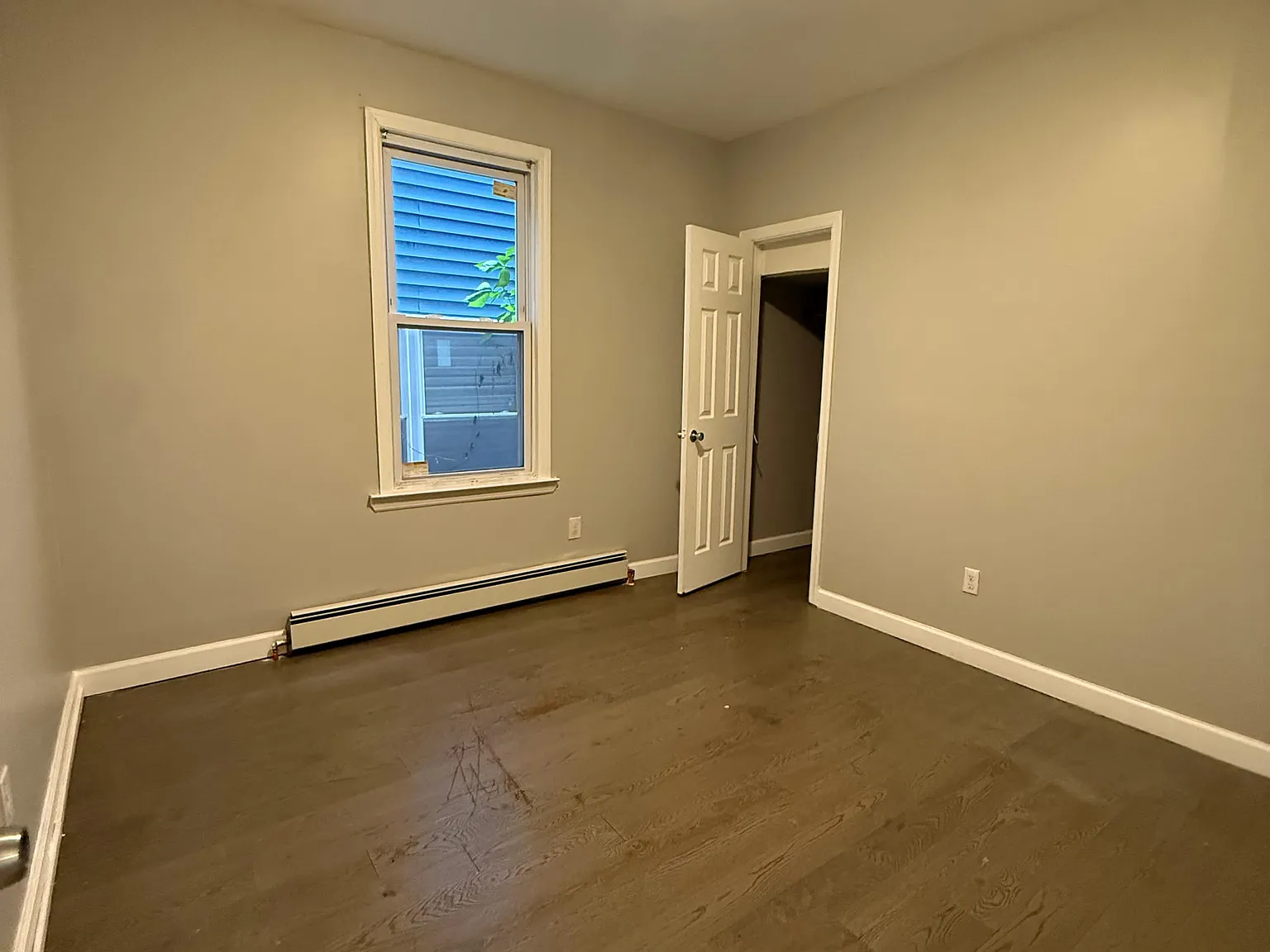 4 bed, $3,200 — Photo 4