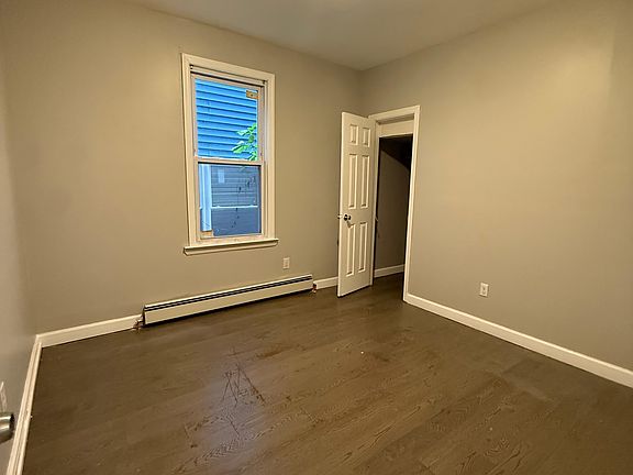 4th image of 905 S 16th St #1F
