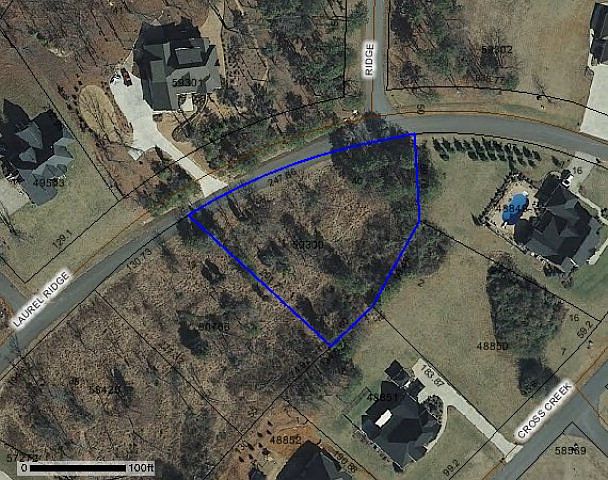1st image of 109 Lara Lee Ln