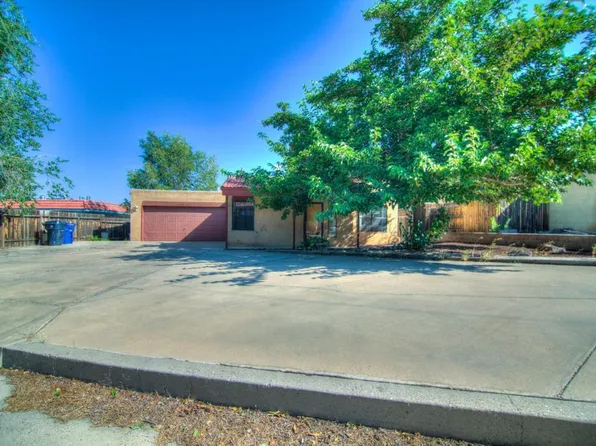 2133 Brentwood Park Dr NE, Albuquerque, NM 87112
