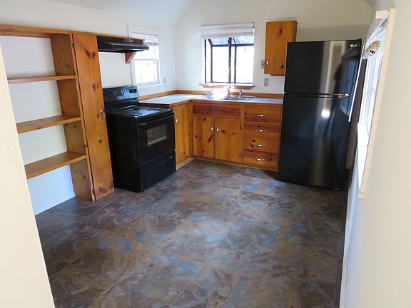 5th image of 8872 Brook Ave
