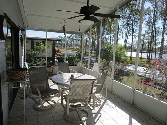 2nd image of 2841 Tara Lakes Cir