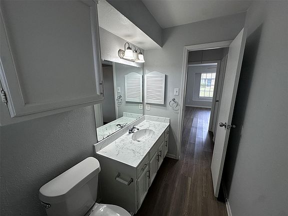 5th image of 1205 Lyric Ln #115