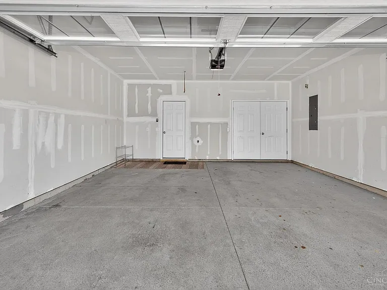 5559 Eagle Ct — Photo 47