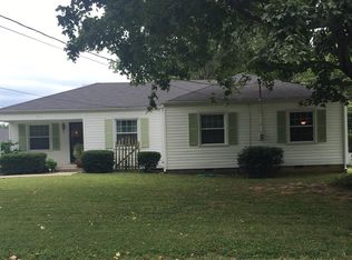911 Adams Dr, Shelbyville, TN 37160