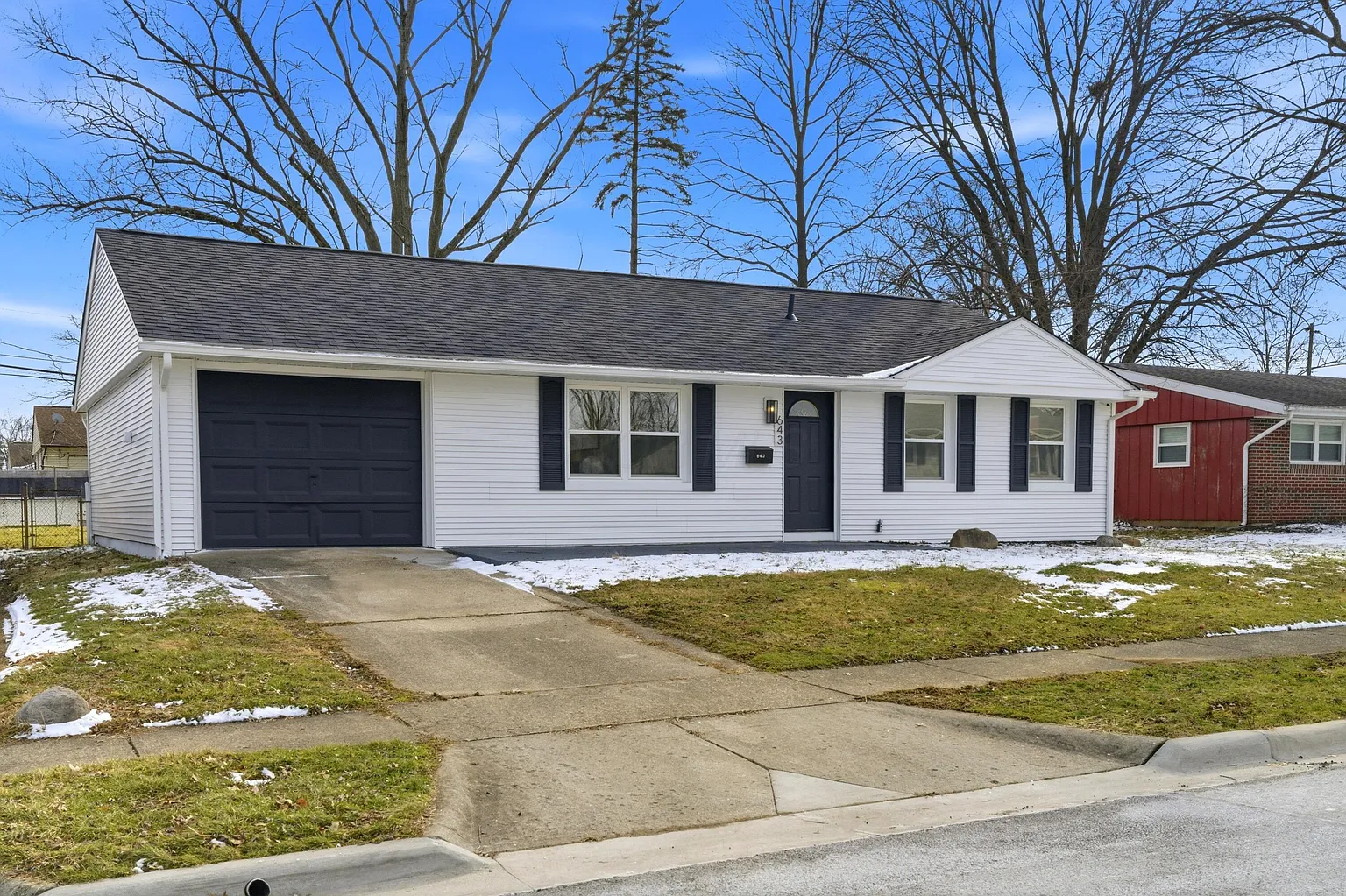 643 Bonnington Way photo 1