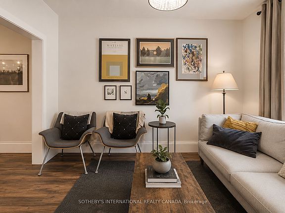 3rd image of 635 Pape Ave