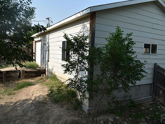 3rd image of 1108 Virginia Dr