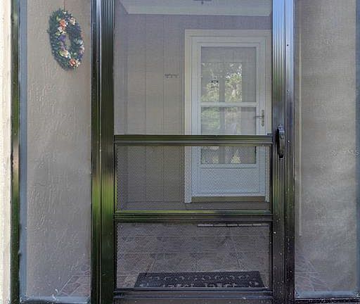 5th image of 32 FAIRWAY DRIVE #32