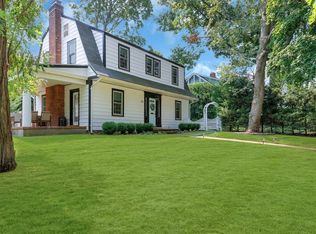 116 Bayview Ave, Port Washington, NY 11050
