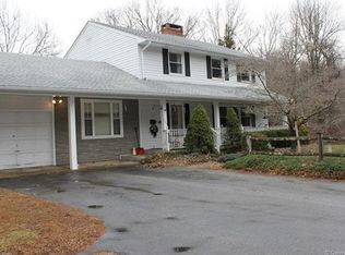 106 Canterbury Tpke, Norwich, CT 06360