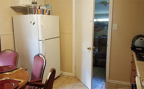 3rd image of 8045 Patterson Dr