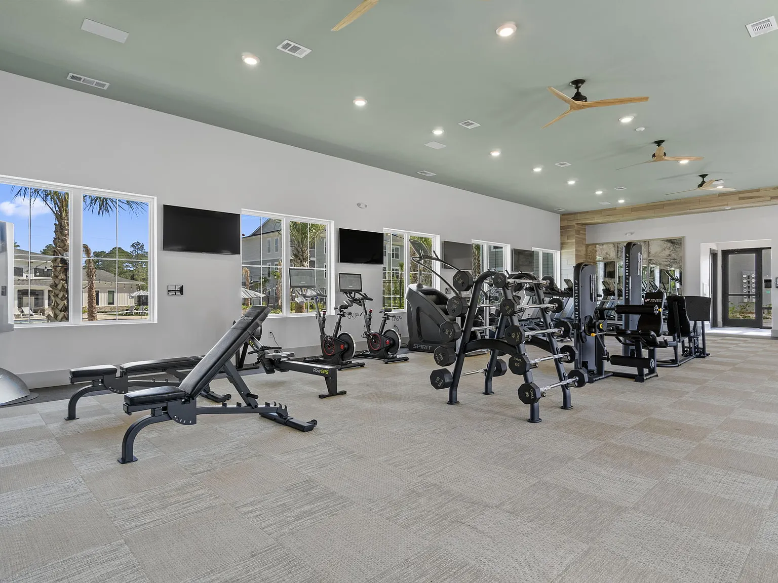 The Quinn Luxury Apartments — Photo 4